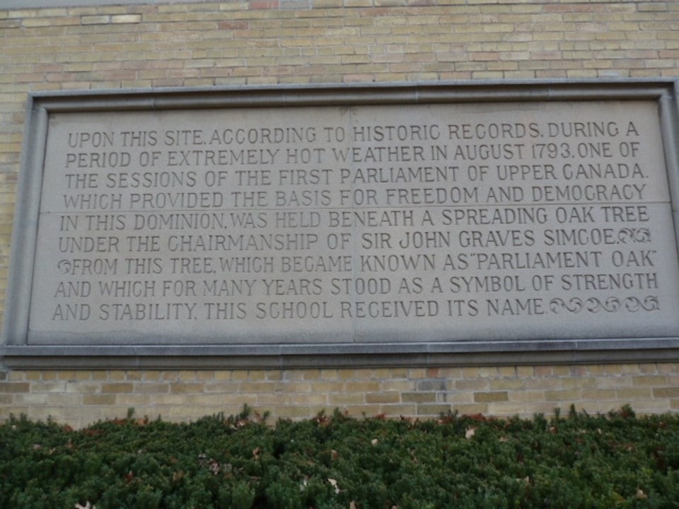 parliament-oak-panel
