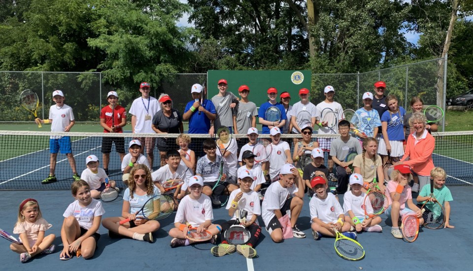 st-davids-tennis-club-summer-showoff-group
