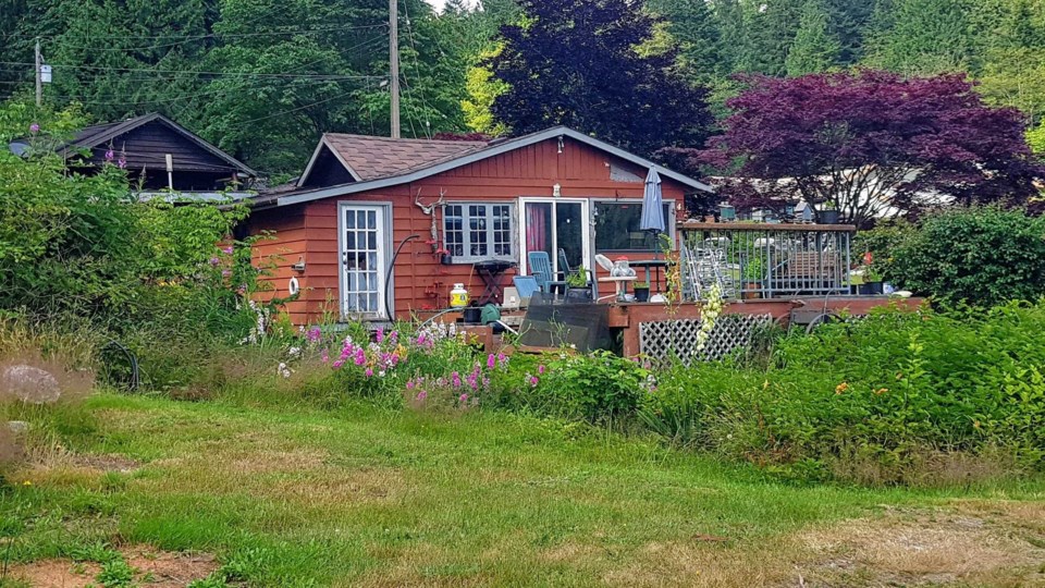 Brighton Beach cottage outside