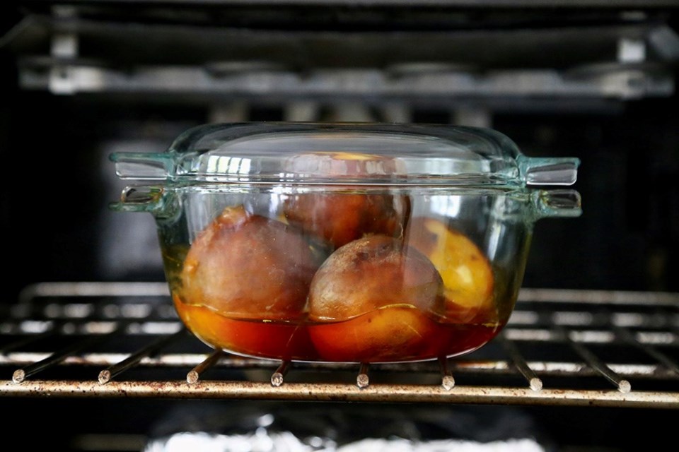 Thrift-store lidded Pyrex dishes make excellent beet bakers.