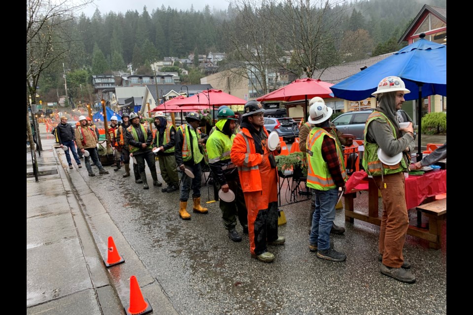 Deep Cove residents and business owners showed their deep appreciation for the construction workers earlier this month by handing out gifts and providing lunch.