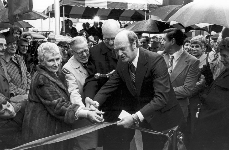 city-hall-opens