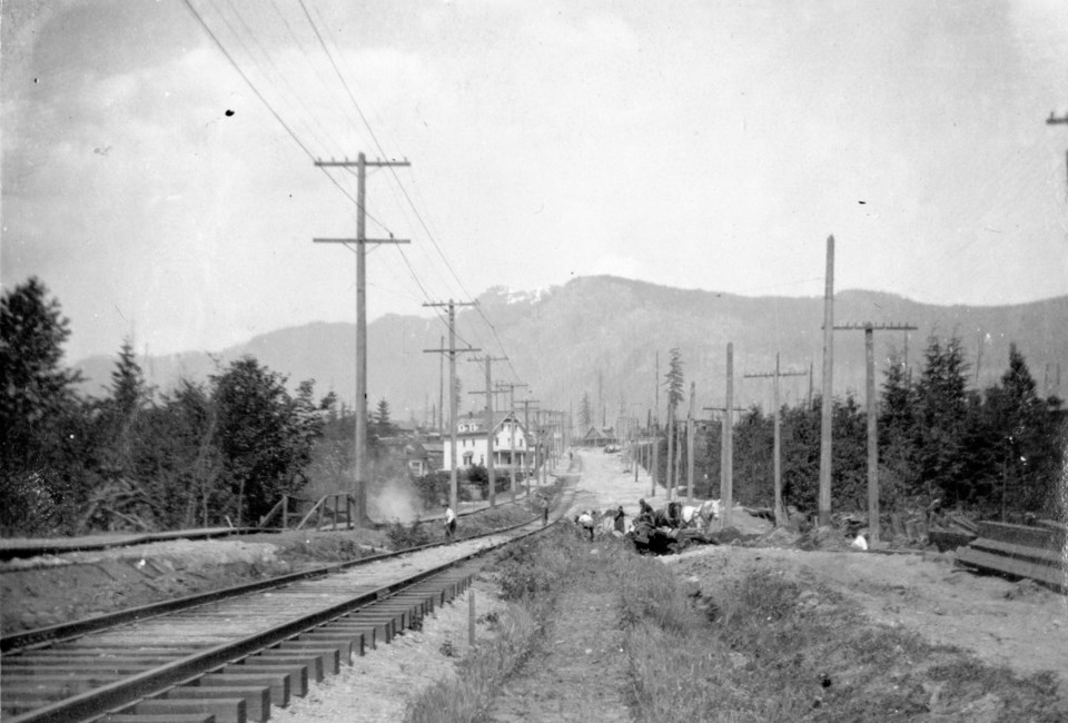 lynn-valley-road