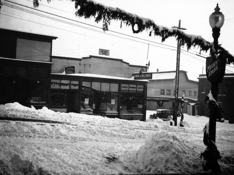 Snowy Lonsdale 1927