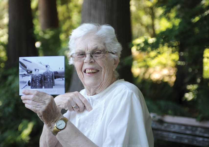 Eileen Goldney, 92, was delighted to be reunited with a photo of her older brother Robert, or as the family called him, Bobby.