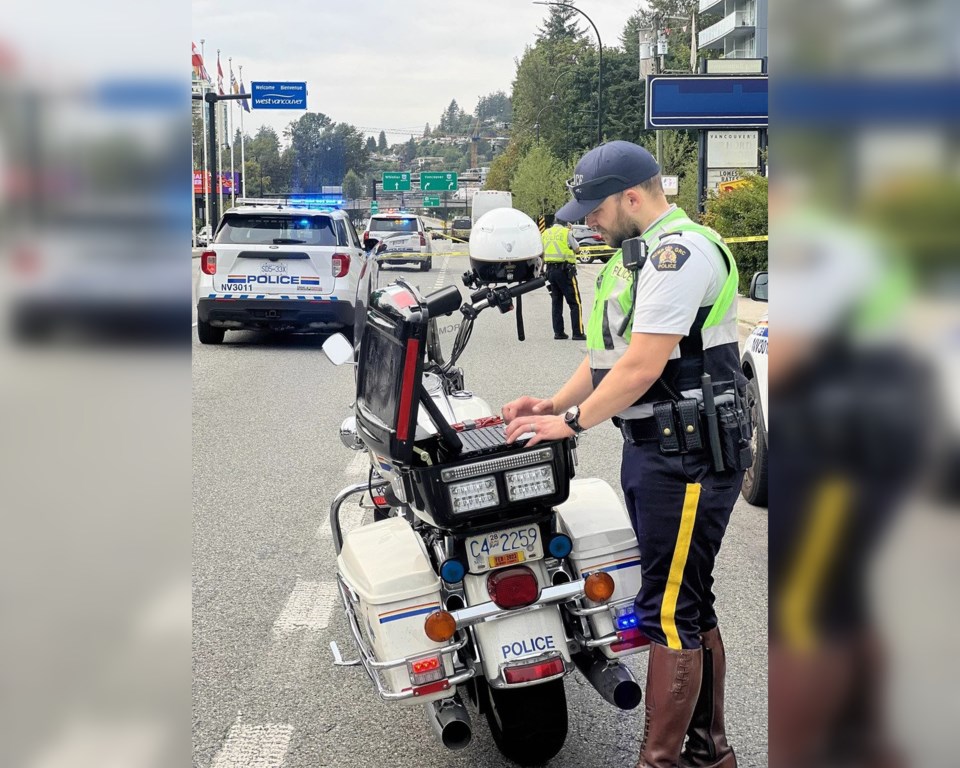 north-vancouver-collision-marine-drive-pedestrian-hospital