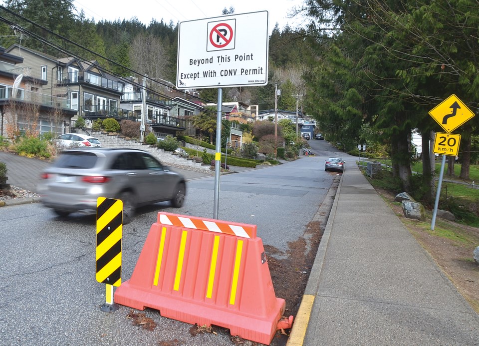 deep-cove-parking