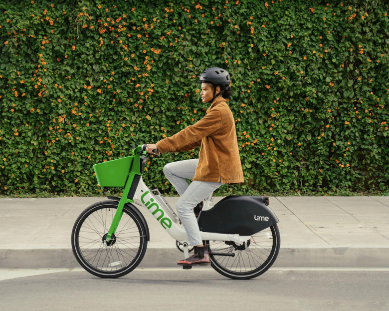 Lime E bike The sustainable solution that s revolutionizing transportation on the North Shore North Shore News