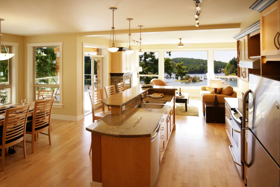 pb-villa-kitchen-waterview