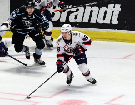 Connor Bedard vs WPG - credit Keith Hershmiller Regina Pats - web