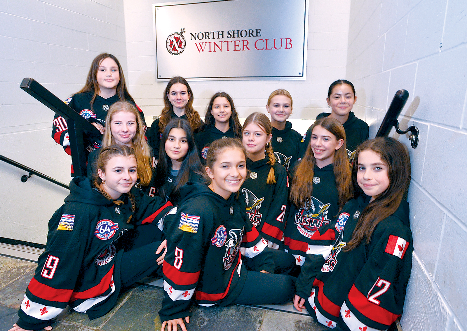 B.C.'s 1st all-girls hockey team at global pee-wee tourney - North Shore  News