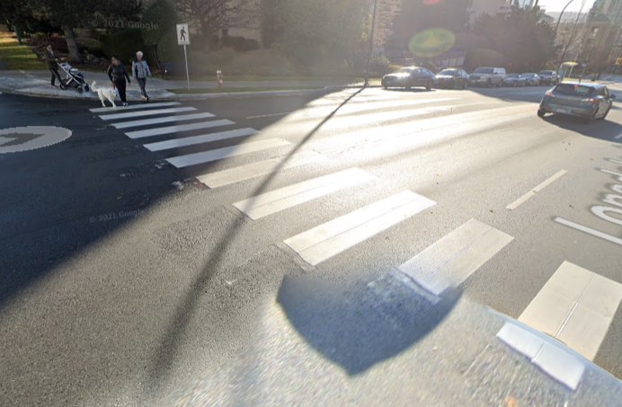 crosswalk Lonsdale at 5th