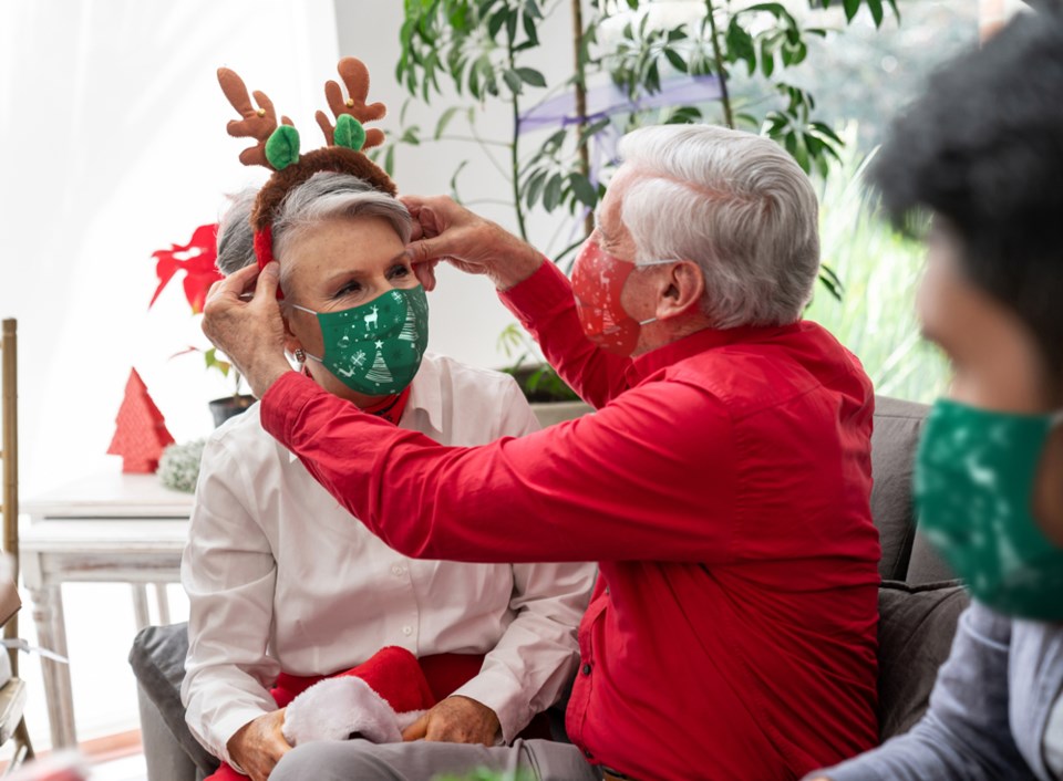 Seniors christmas GettyImages WEB -1279421228