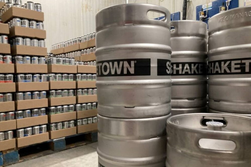 web1_shaketown-brewing-lifetime-beer-membership-kegs