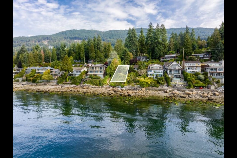 The 3000 Park Lane lot, for sale by the District of West Vancouver, is on Altamont Beach, just west of Dundarave. | Oleg Solodchenko 
