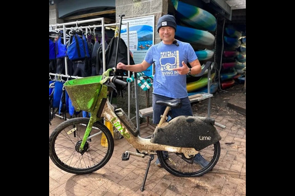 "There was no option to say, ‘Hey, I found your bike in the bottom of an ocean,'” says Henry Wang of the Lime bike website. | Courtesy of Henry Wang 