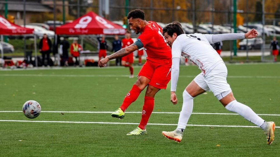 web1_devin-ohea-north-vancouver-soccer-sfu