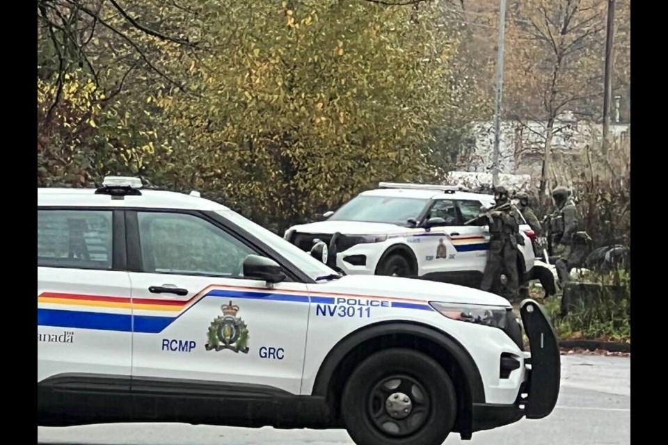 The RCMP’s emergency response team was on scene at an unfolding incident in North Vancouver on Friday morning (Nov. 10). | Pat Bell 