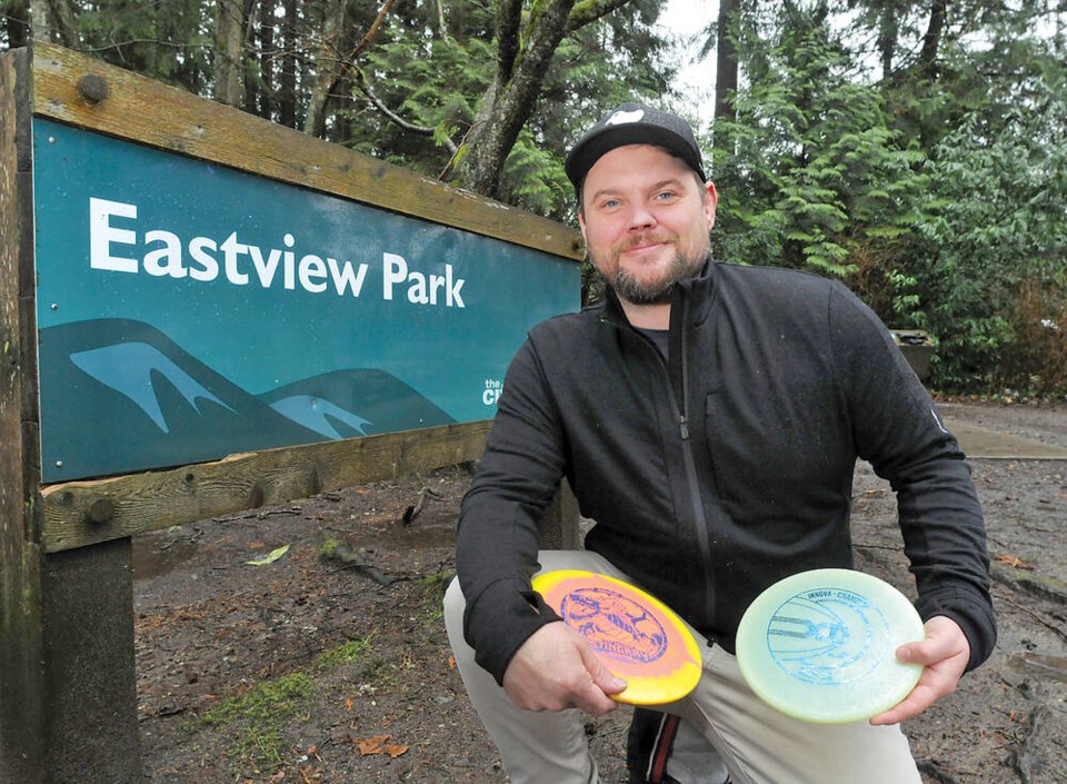 web1_eastview-park-disc-golf-02