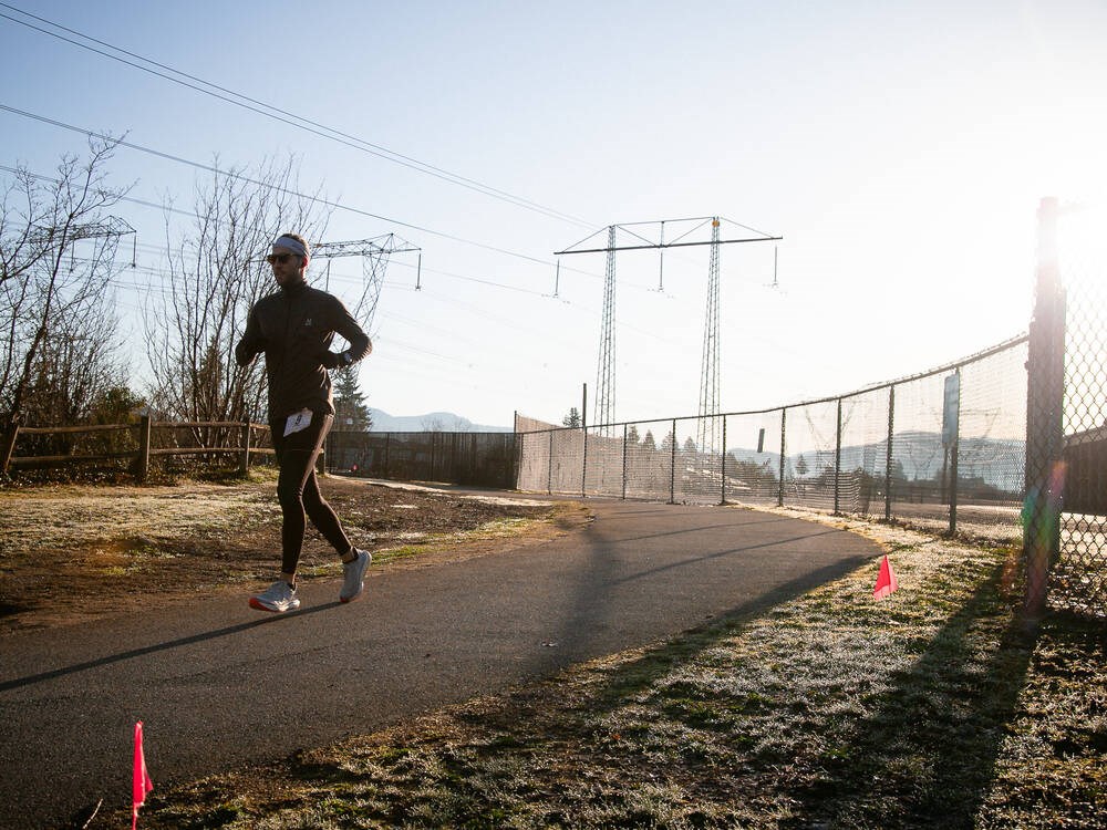 North Vancouver man runs 275 km to win ‘backyard’ ultramarathon