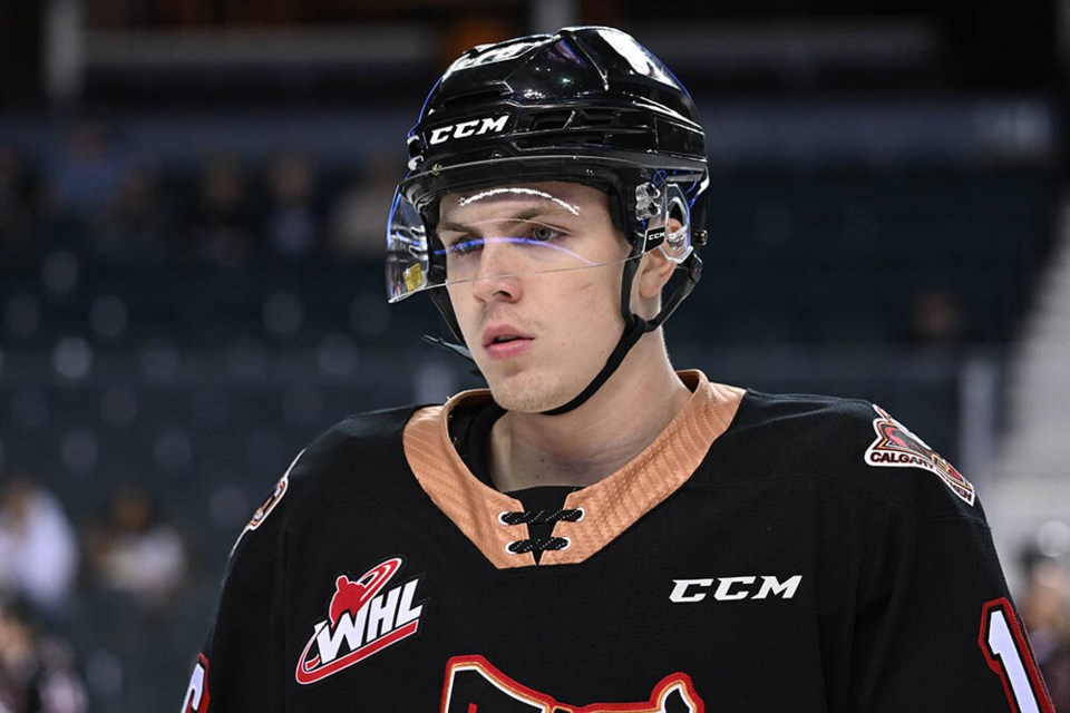 web1_carson-wetsch-credit-candice-ward-calgary-hitmen