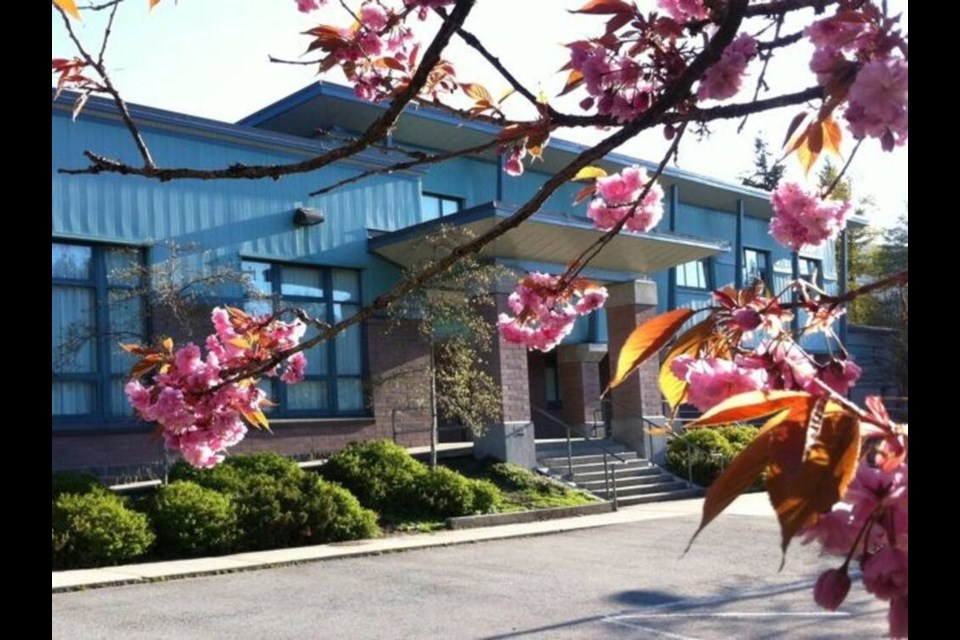 Upper Lynn Elementary School. | NVSD 