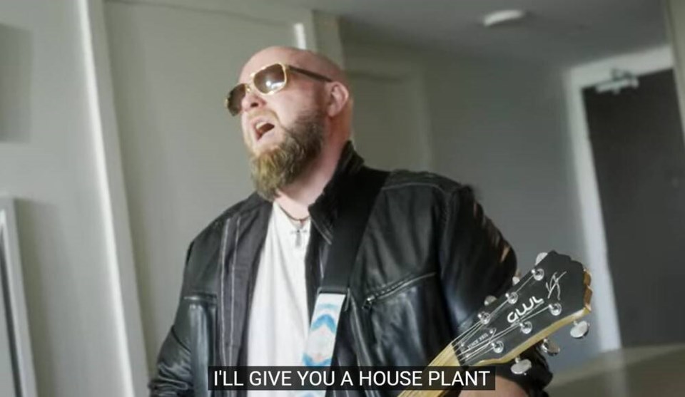 web1_north-vancouver-real-estate-agent-music-video
