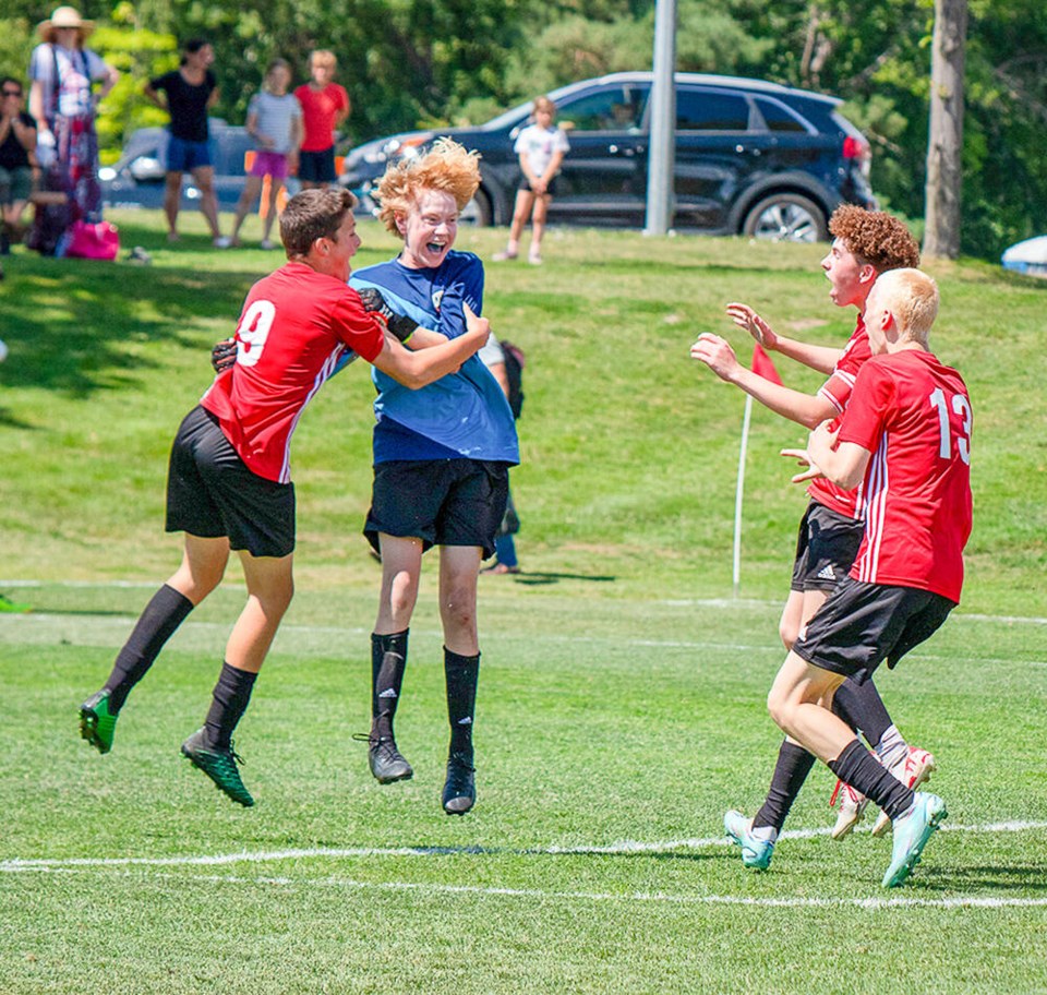 web1_20250722-maverick-u15-gold-3