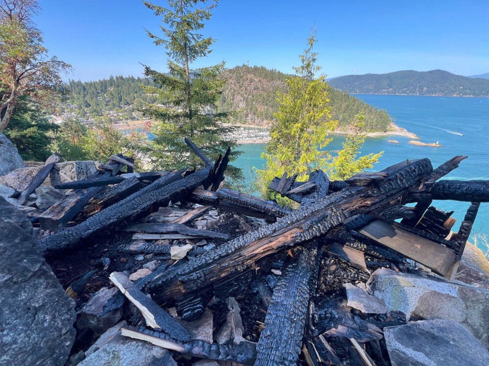 web1_horseshoe-bay-lookout