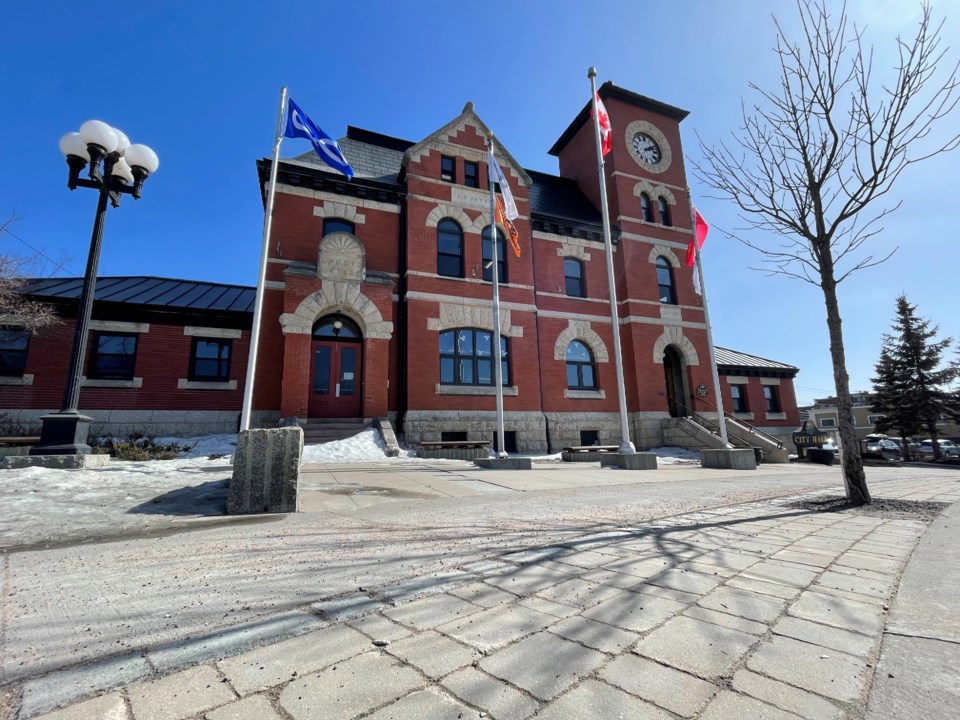kenora-city-hall1