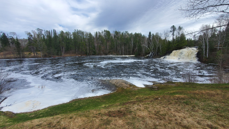 Flooding water