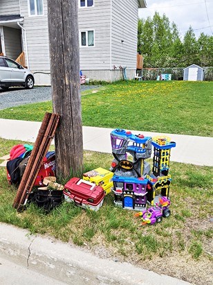 siouxlookout curbside swap photo