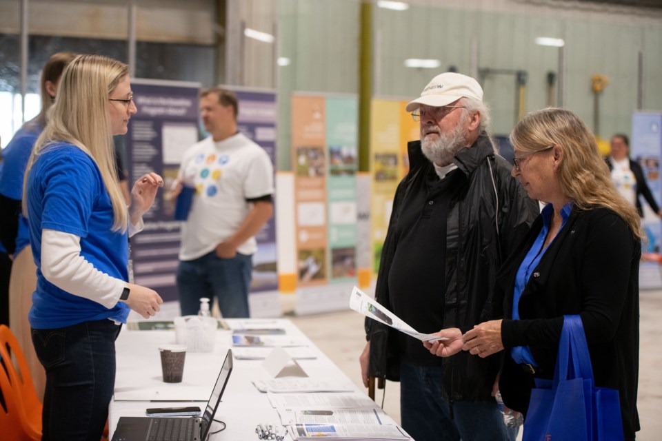 Virtual reality headsets gave visitors the opportunity to take a virtual tour of Finland’s deep geological repository (Photo courtesy of NWMO) 