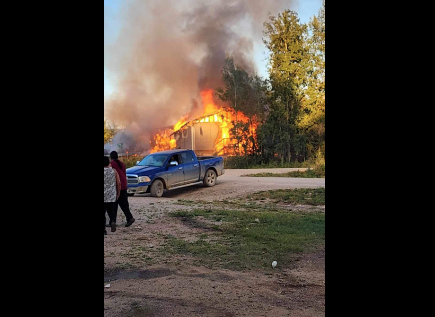 sachigo-first-nation-fire