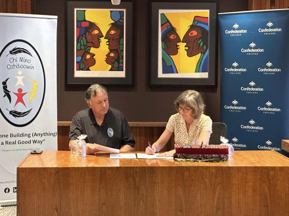 cmo-college-signing