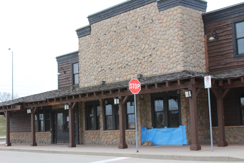 Montana's BBQ & Bar Oakville -Closed