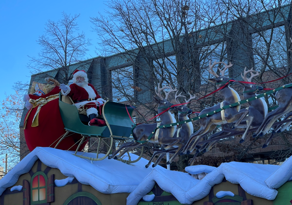 How to attend the 2024 Oakville Santa Claus parade Oakville News