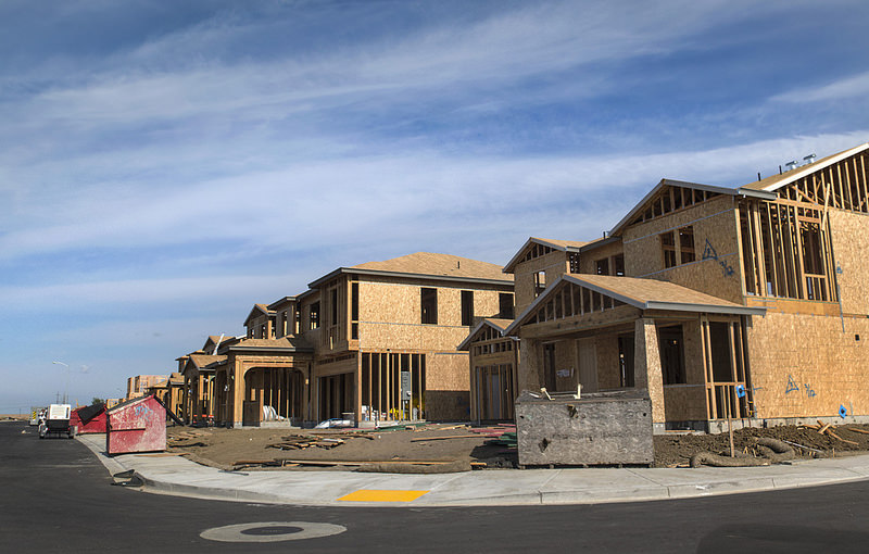 New home construction, row of house | ** RCB **  -  Foter  -  CC BY