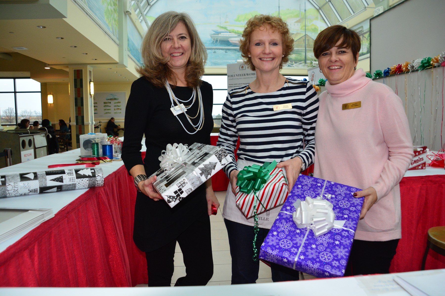 Wrap Your Gifts with The May Court Club of Oakville. Rio Can Oakville Shopping Centre1-9pm til Christmas Eve! |  Wrap Your Gifts with The May Court Club of Oakville. Rio Can Oakville Shopping Centre1-9pm til Christmas Eve! Photo Credit: Janet Bedford