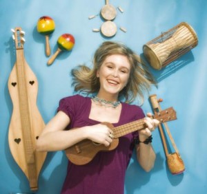 Cosima Grunsky | Cozy Music is a fun-filled, interactive music performance for young children which entertains as well as educates. | Cosima Grunsky