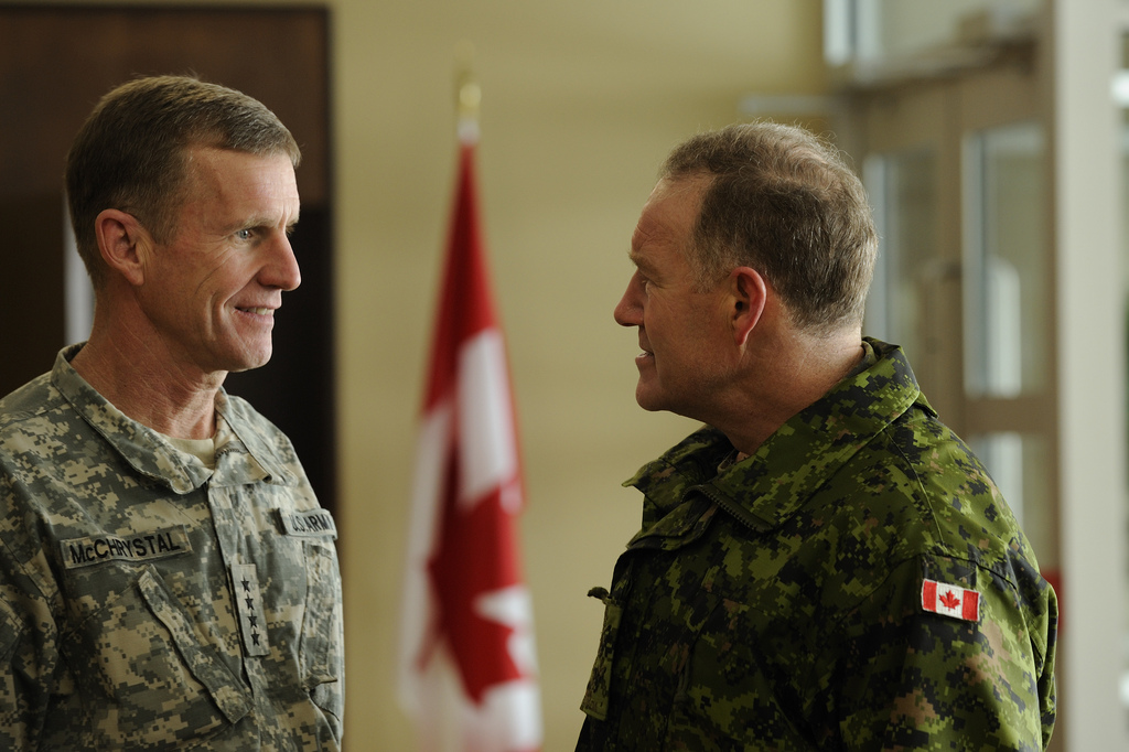 General Walt Natynczyk, Chief of the Defence Staff welcomes General Stanley McChrystal, Commander International Security Assistance Forces (COMISAF) and Commander United States Forces Afghanistan | ResoluteSupportMedia via Foter.com  -  CC BY
