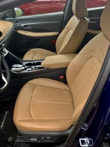 2020 Sonata Hyundai front interior | 2020 Sonata Hyundai has more than enough interior room for a 6