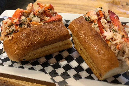 Lobster Roll at The Mermaid and the Oyster | Michele Bogle