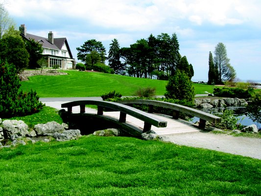 Imaginary gardens and interior landscapes at Oakville