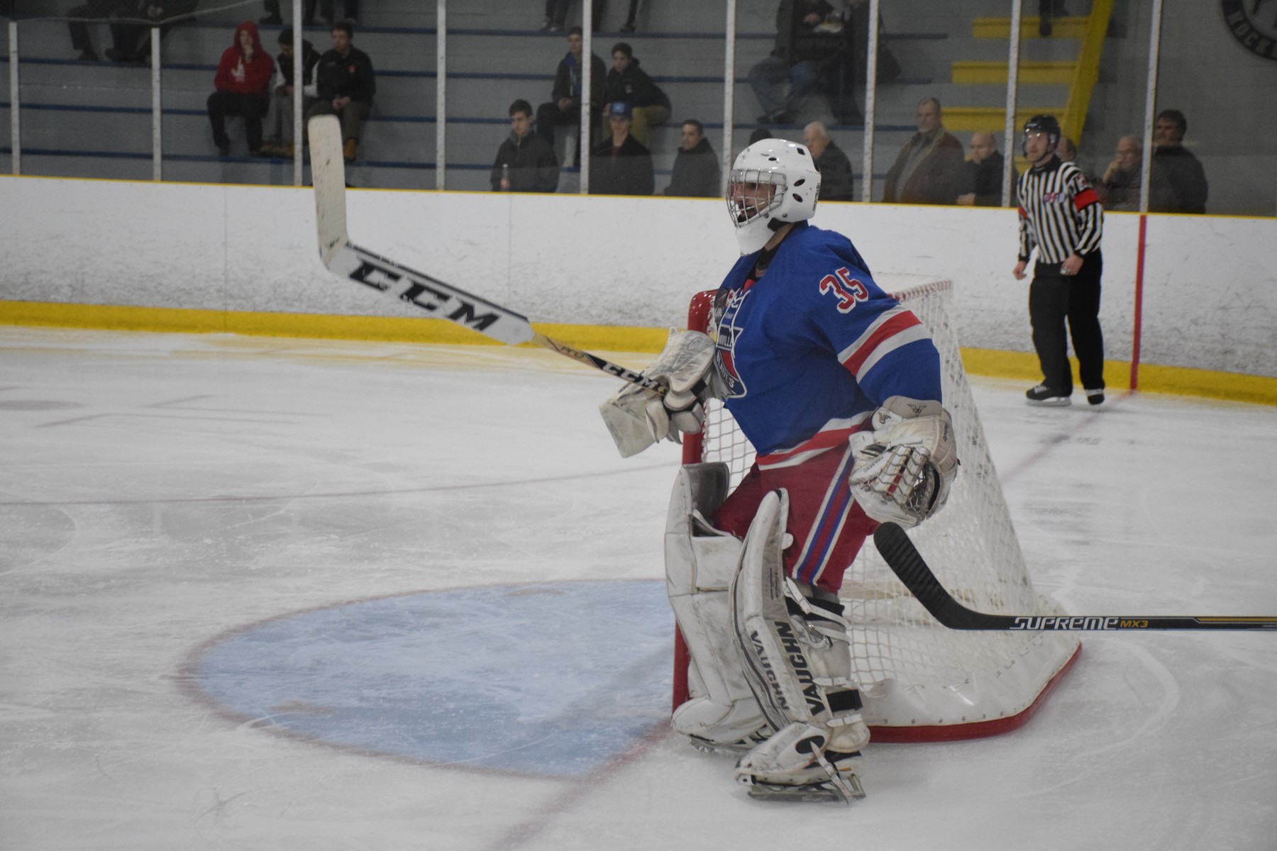 Daniel Mannella in net for the Oakville Blades | Scott Ellis - The Hockey House