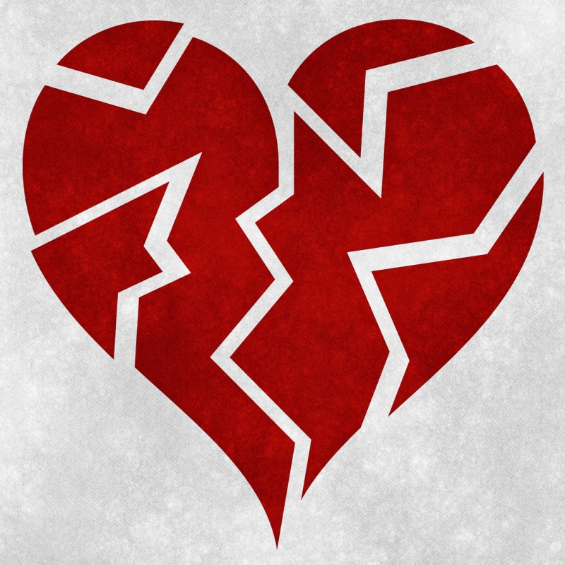 graphic of broken heart | Free Grunge Textures - www.freestock.ca  -  Foter  -  CC BY 2.0