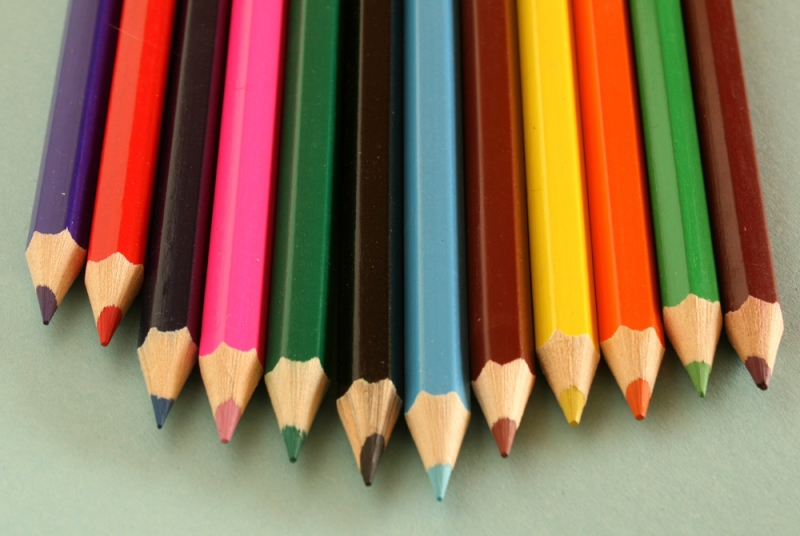 coloured-pencils | Alan Cleaver  -  Foter  -  CC BY