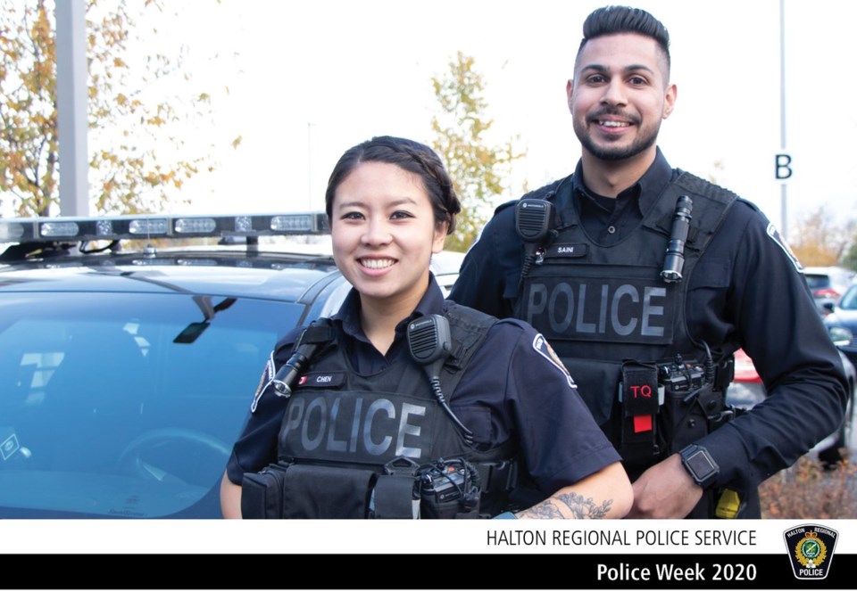 HRPS-police-officers-uniform