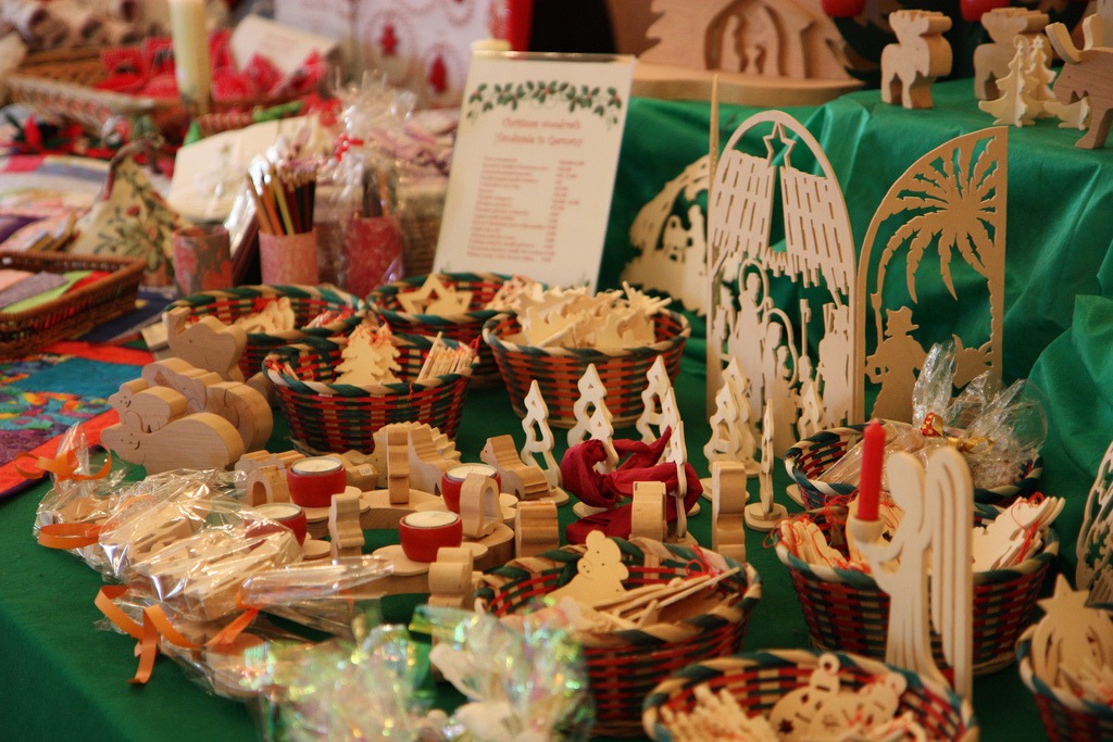 Table at a Christmas Bazaar | UK in Italy  -  Foter.com  -  CC BY-ND