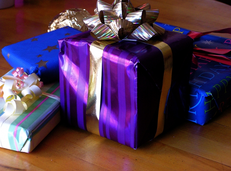 wrapped presents | Muffet  -  Foter  -  CC BY